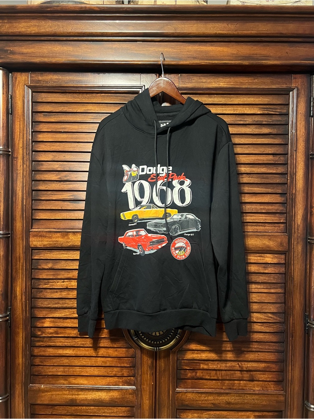 Dodge X Reason Scat Pack 1968 Hoodie Black Graphic Pullover Sweatshirt Large - Picture 1 of 9